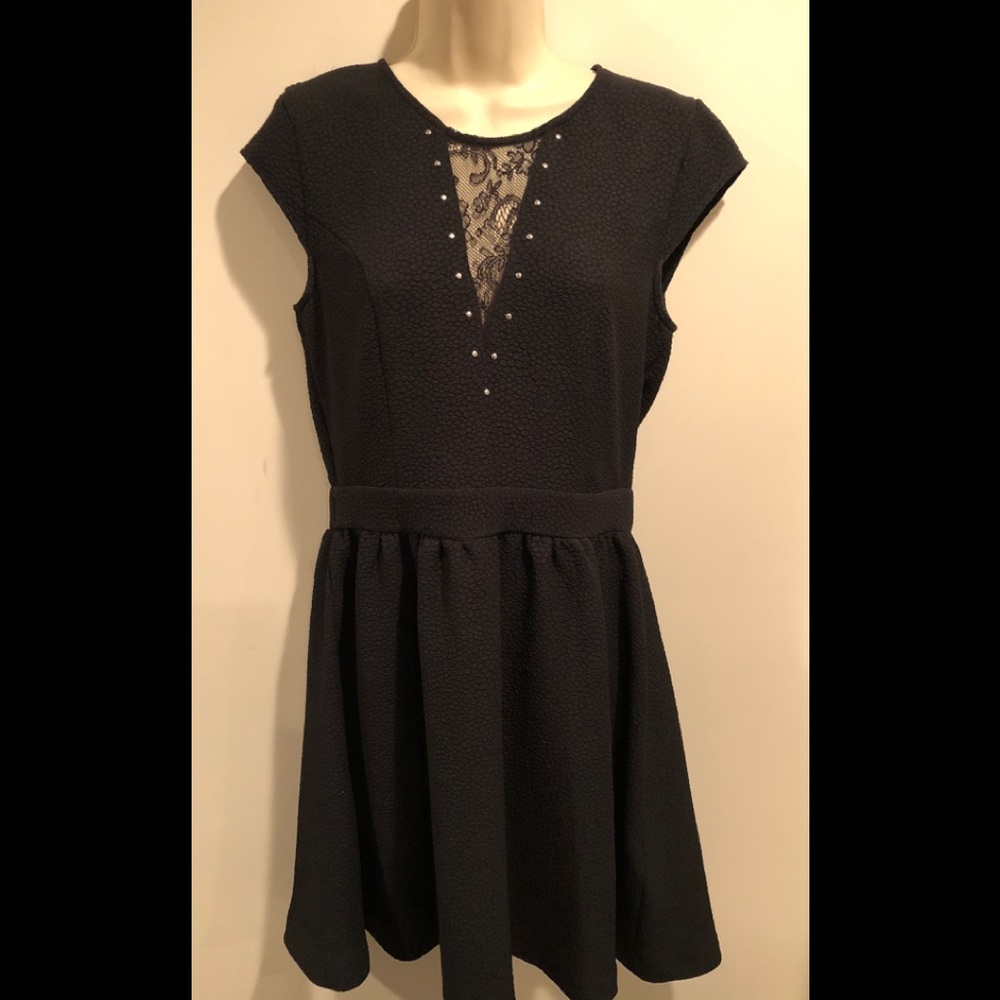 Black H & M Dress with collar detail